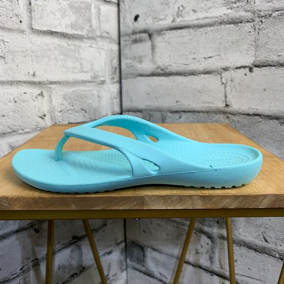 Crocs Kadee II Flip Flops W 4 Aqua Blue Beach Vacation Outdoor Thong Sandals - Picture 2 of 8